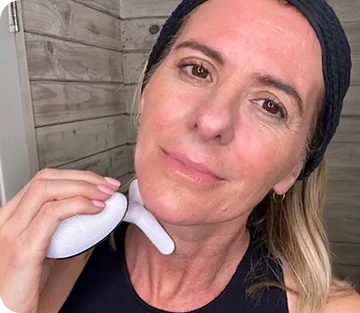 Appliquez sur le visage pendant 5 minutes